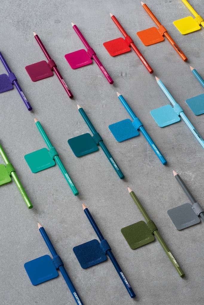 Pen loop olive